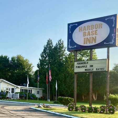 Harbor Base Inn Newport Buitenkant foto